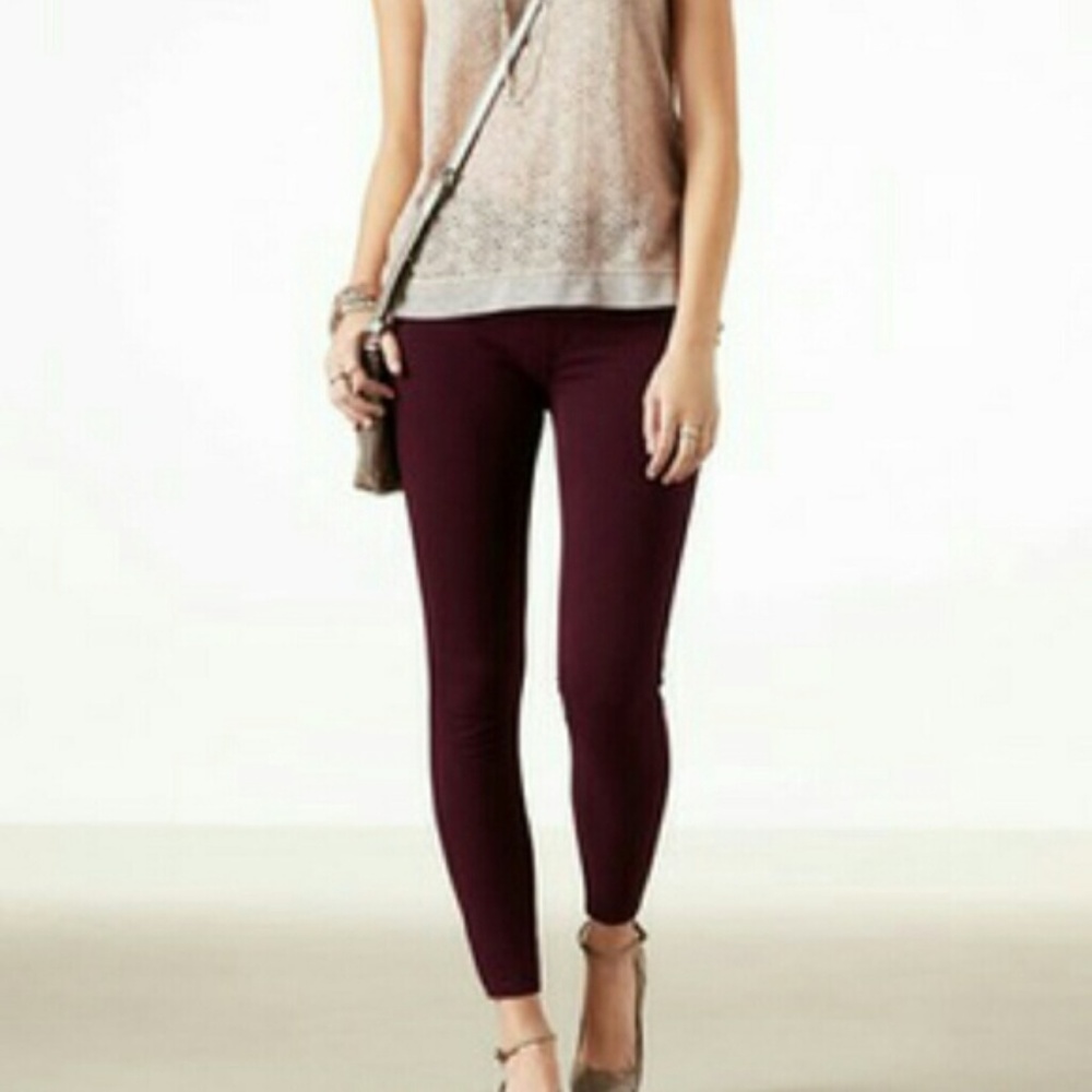 🍂American Eagle Burgundy Wine Stretch Jegging